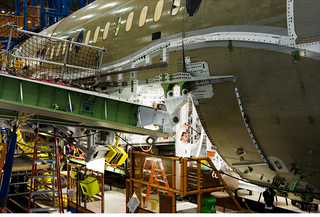 Illustration for article titled How to Equip Your Dreamliner (Including 23" Displays for First Class Seats)